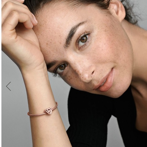 💖ABSOLUTELY BEAUTIFUL AND NEW SET OF SILVER CHARMS💖SPECIAL OFFER BELOW💖 - Picture 4 of 7